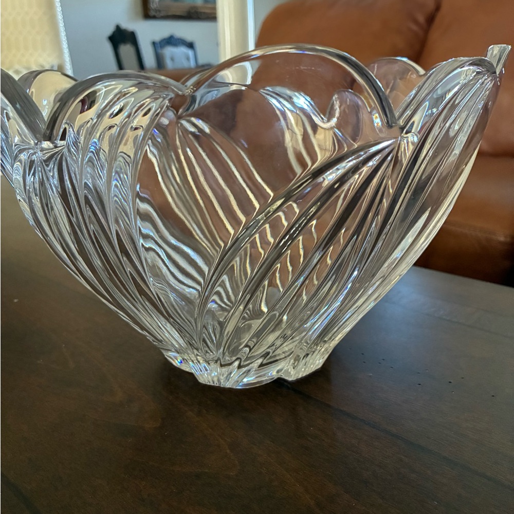Lennox crystal ball